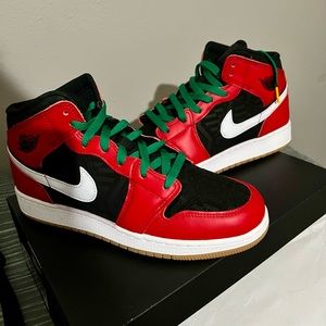 Air Jordan 1 Mid